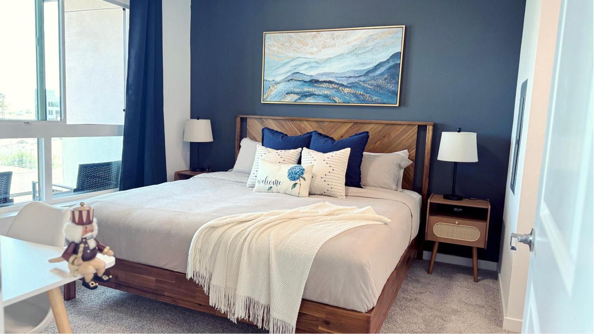Hollywood Sunset Bliss Getaway-free Parking Apartment Los Angeles